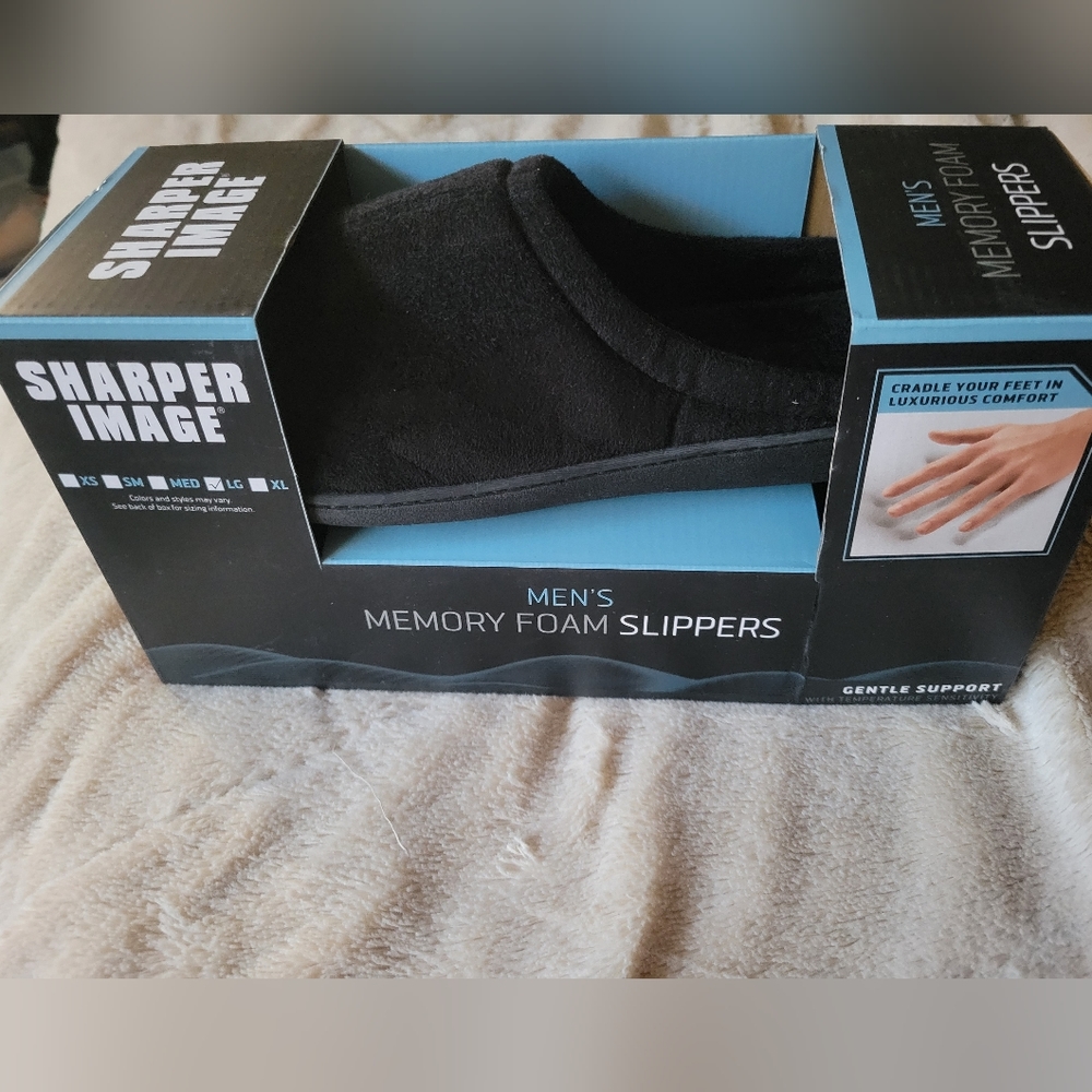 Sharper Image Memory Foam Slippers Black, Large  NEW